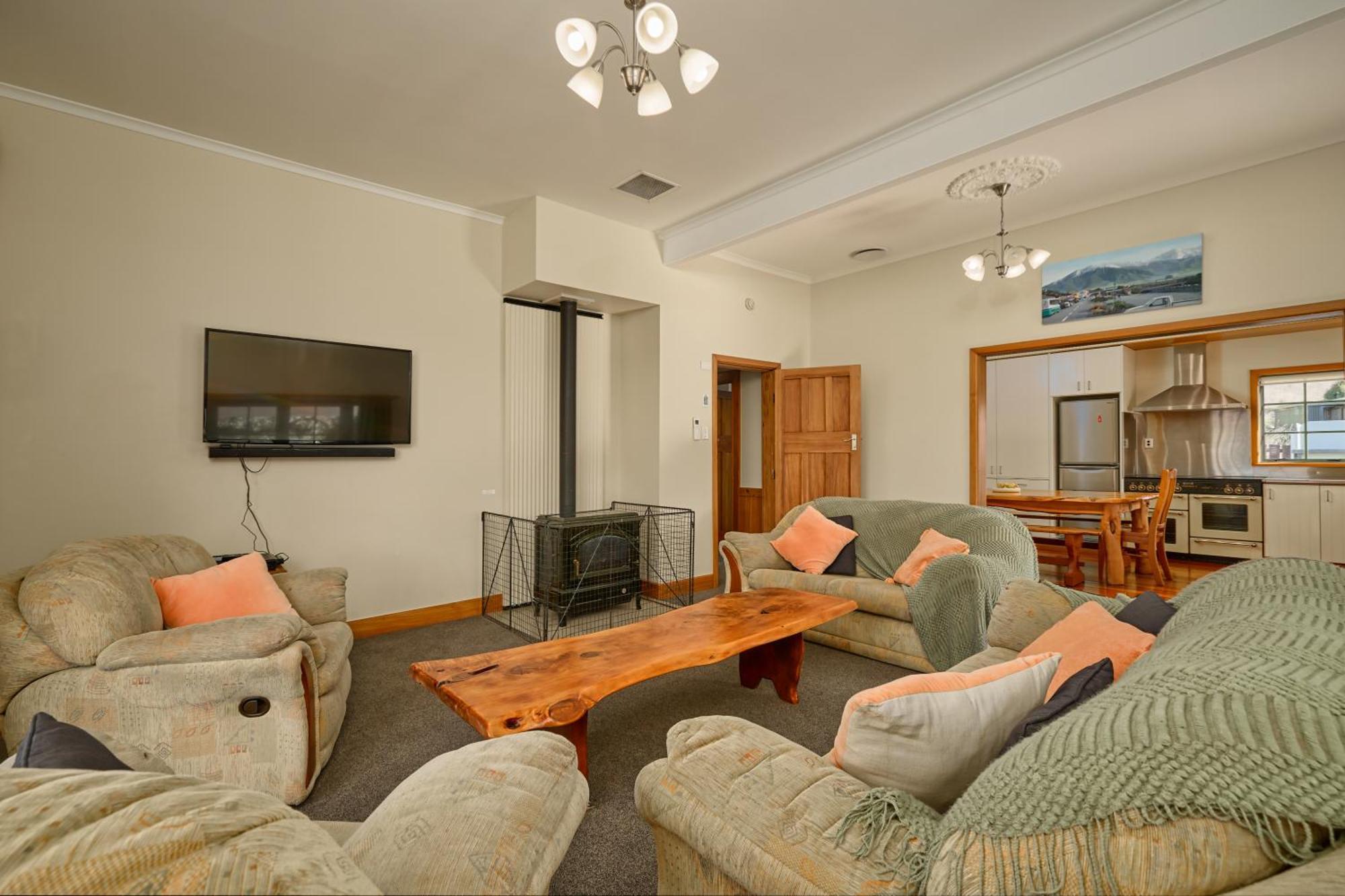 Ludstone Villa - A Charming Family Home 카이코라 외부 사진